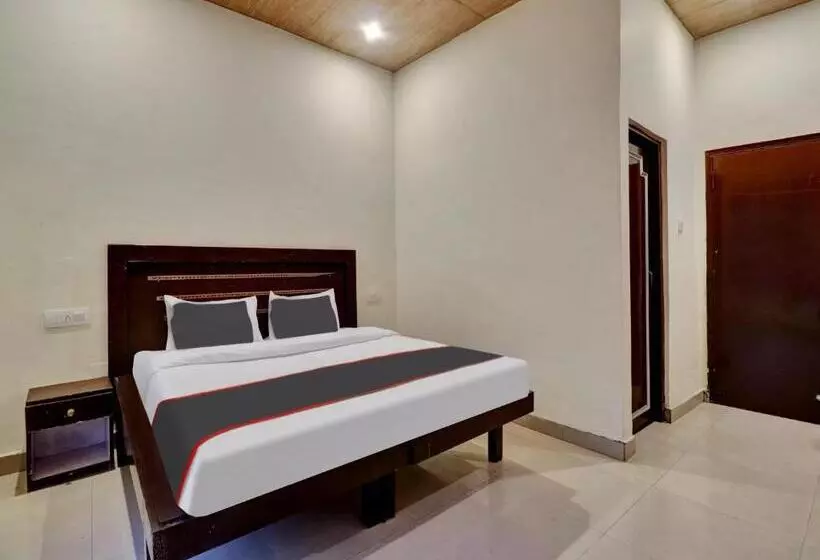 ホテル Collection O Shiv Sutra Resorts, Mussoorie