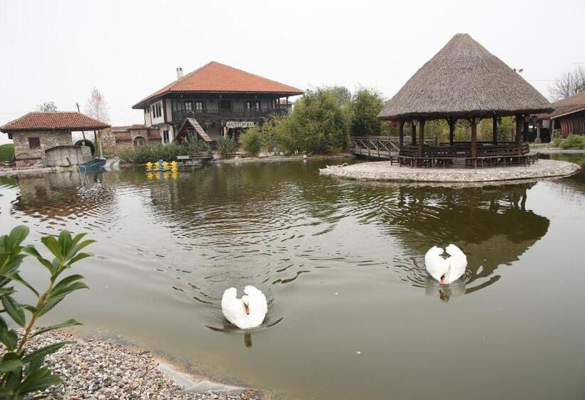 هتل Etno Selo Stolovo