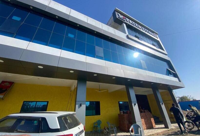 בית מלון כפרי Oyo Patel