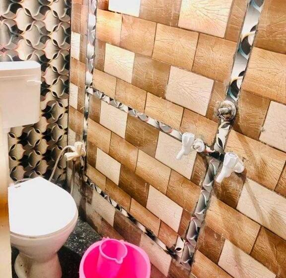 Hotell Oyo The Bliss Guest House & Restaurant