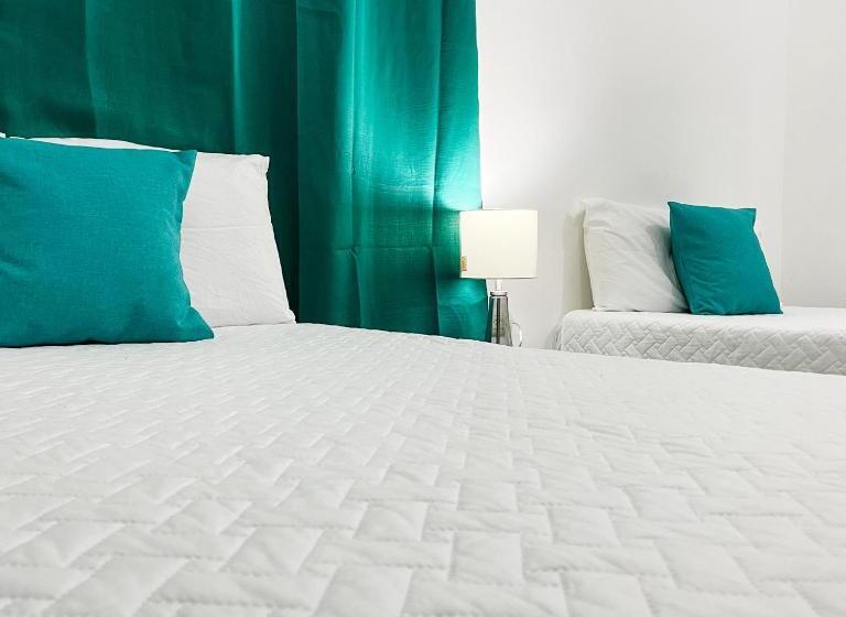 هتل Papaya Surf Garden