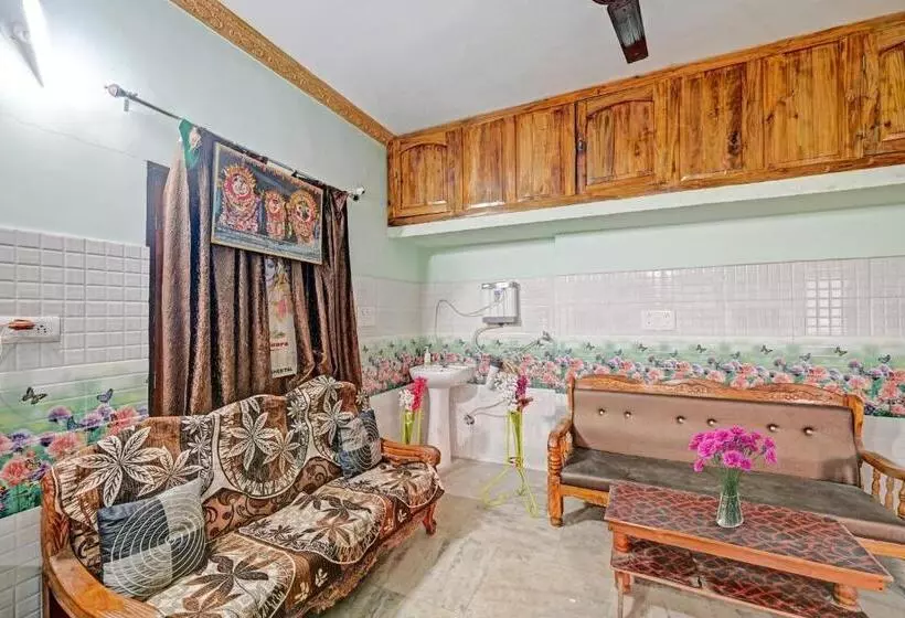 Hotelli Spot On Gate Way Guest House