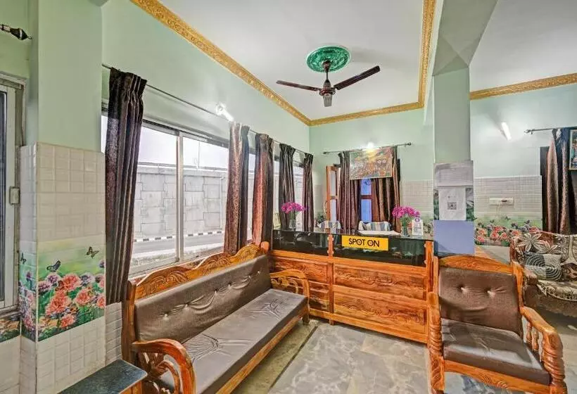 Hotelli Spot On Gate Way Guest House