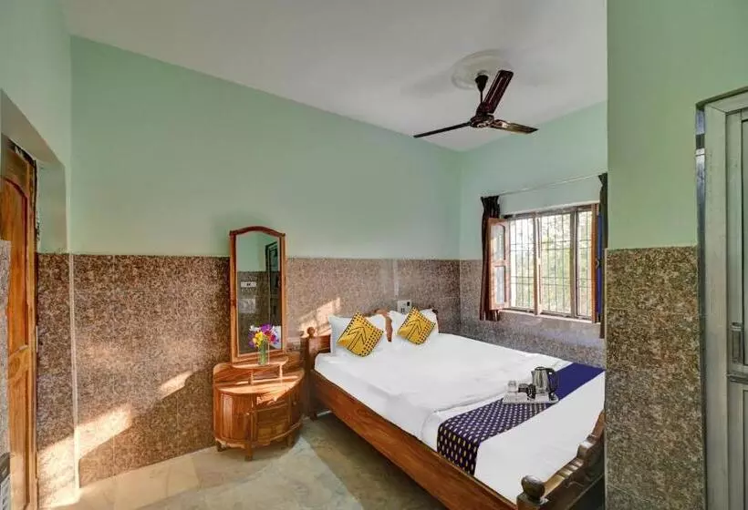 Hotelli Spot On Gate Way Guest House