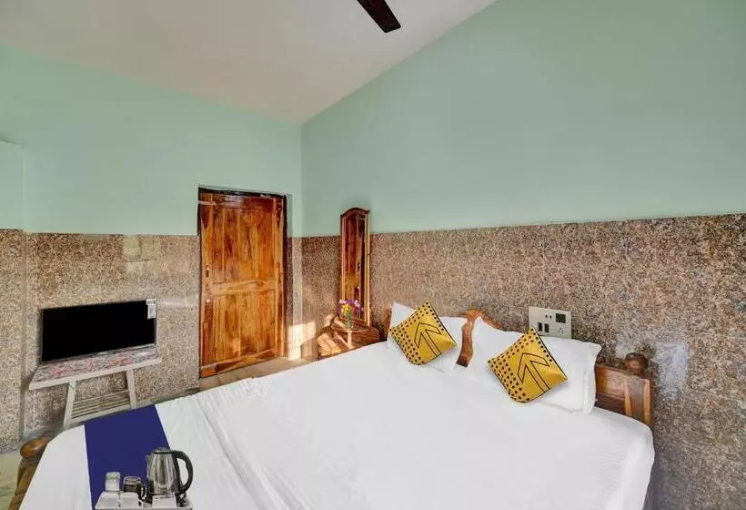 Hotelli Spot On Gate Way Guest House