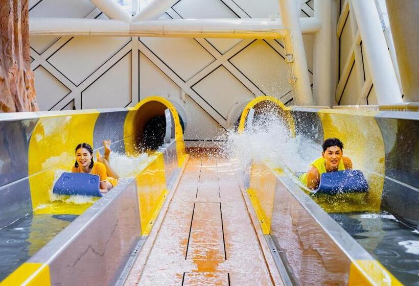 בית מלון כפרי Studio City Epic Tower