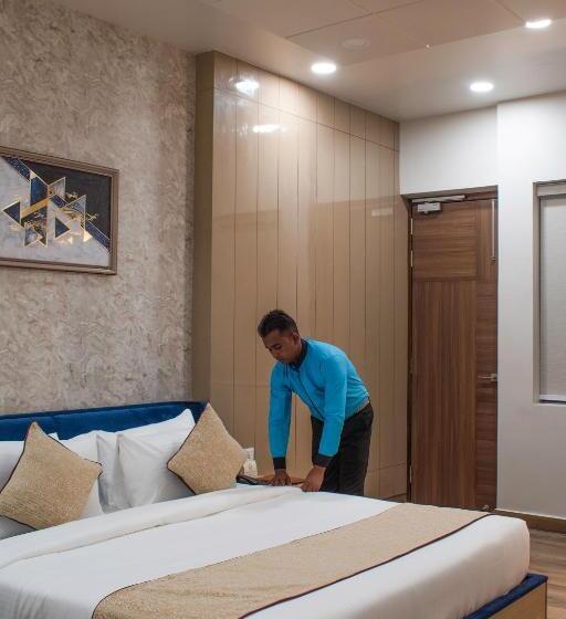 בית מלון כפרי Tathastu