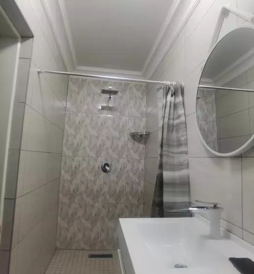 پانسیون Dulcomb Guesthouse