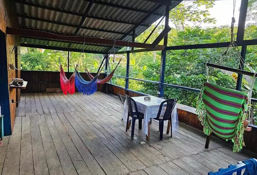 ペンション Hostal Bahía Solano Herping