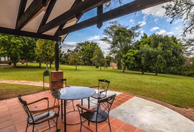 פנסיון Penny S Place On Greenway