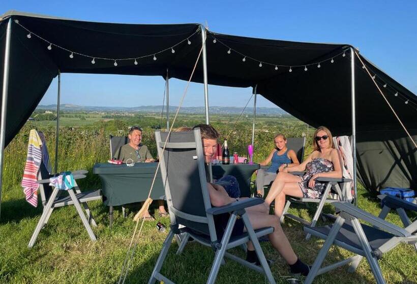 بنسيون Willow Hill Farm Club