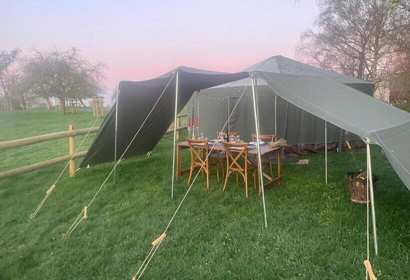 بنسيون Willow Hill Farm Club