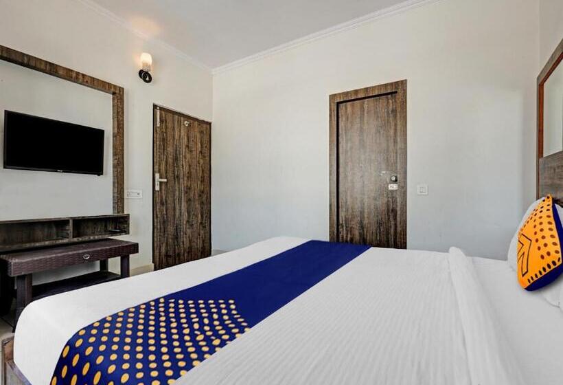 Spot On 81139 Hotel Pearl Inn