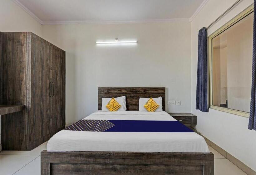 Spot On 81139 Hotel Pearl Inn