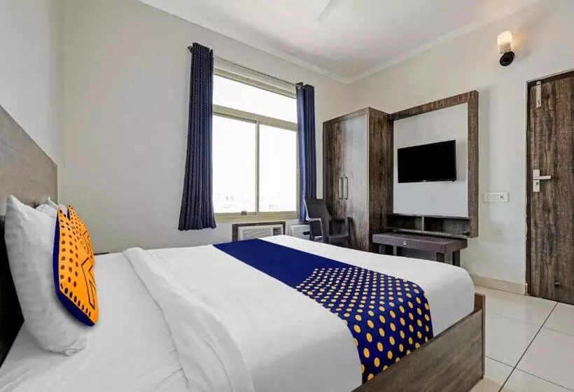 Spot On 81139 Hotel Pearl Inn