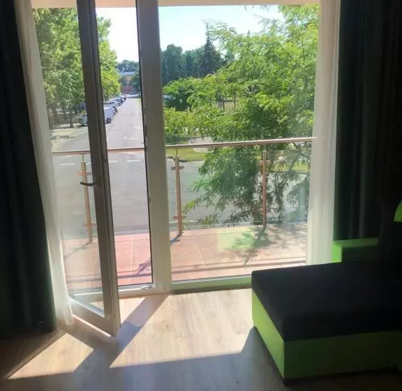 Aamiaismajoitus (B&B) Castellum Apartmanház