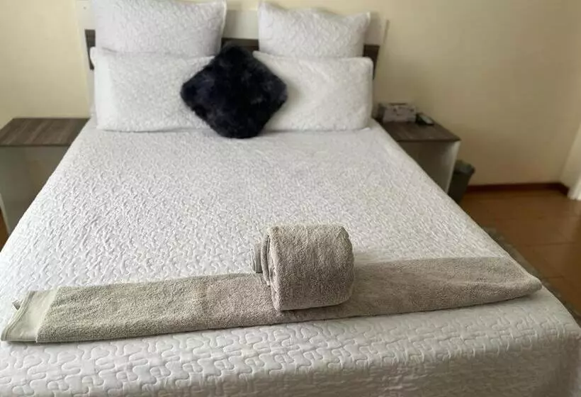 Aamiaismajoitus (B&B) Ncotshane Bnb