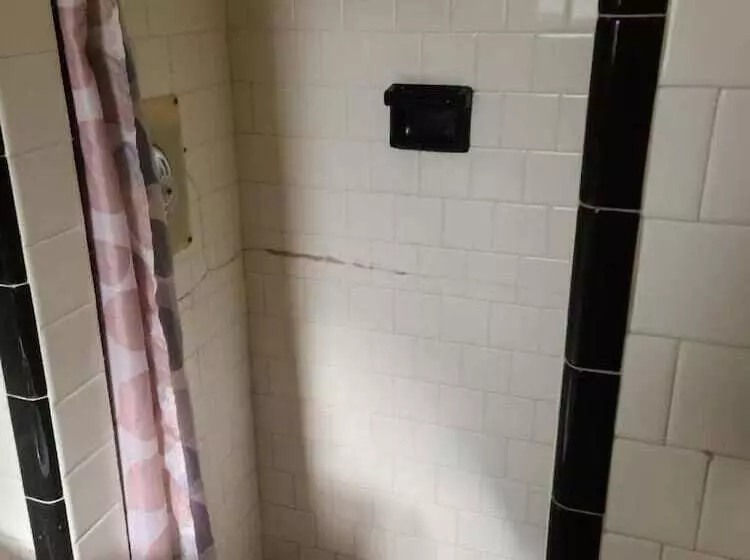 Etown Motel