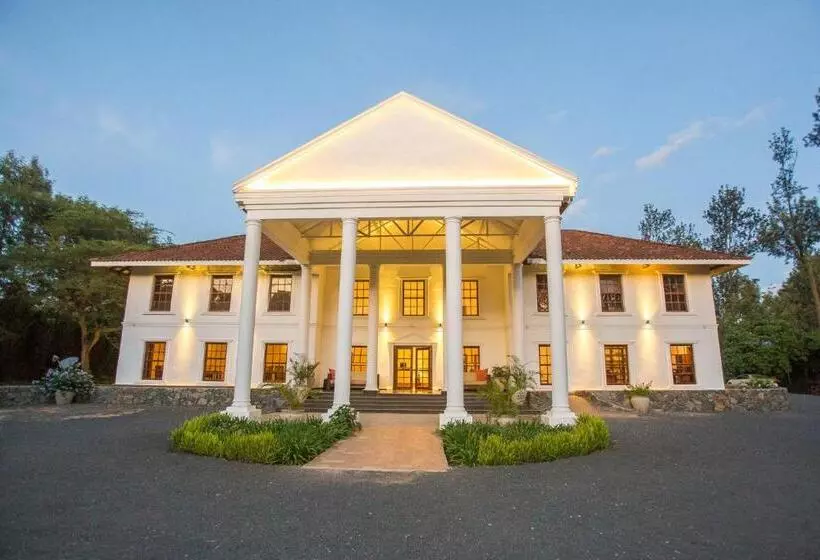 ホテル Amani Safari Lodge And Restaurant