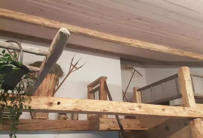 هتل Chalet Bei Der Arve