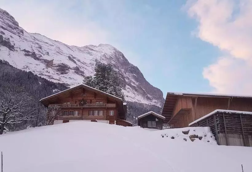 هتل Chalet Bei Der Arve