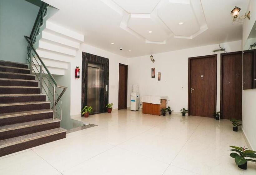 Fabhotel Interglobe Oasis