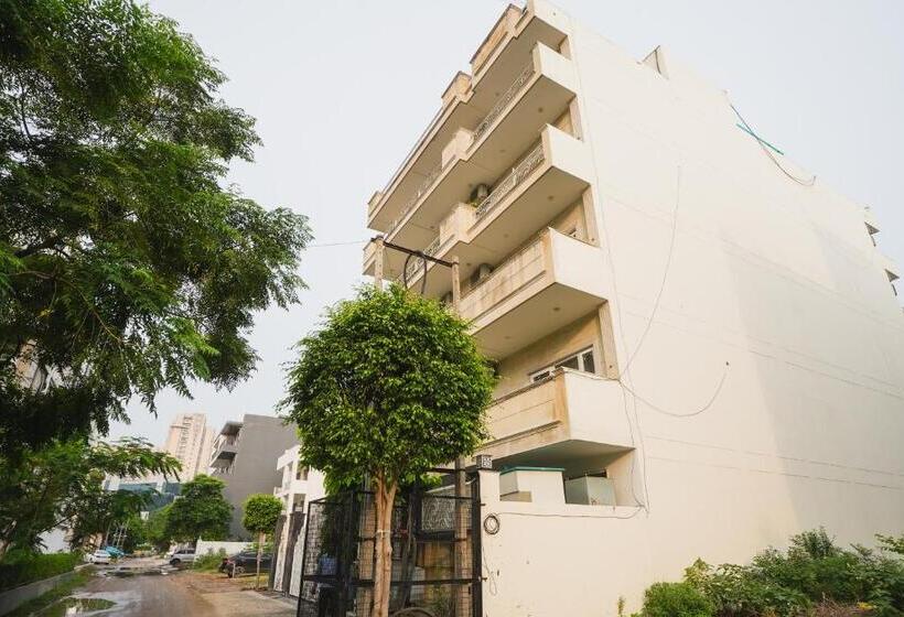 Fabhotel Interglobe Oasis