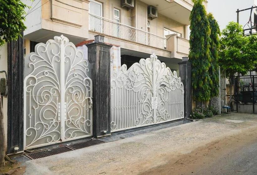 Fabhotel Interglobe Oasis