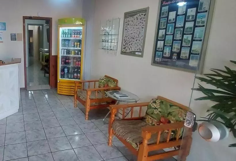 ホテル Pousada Parque