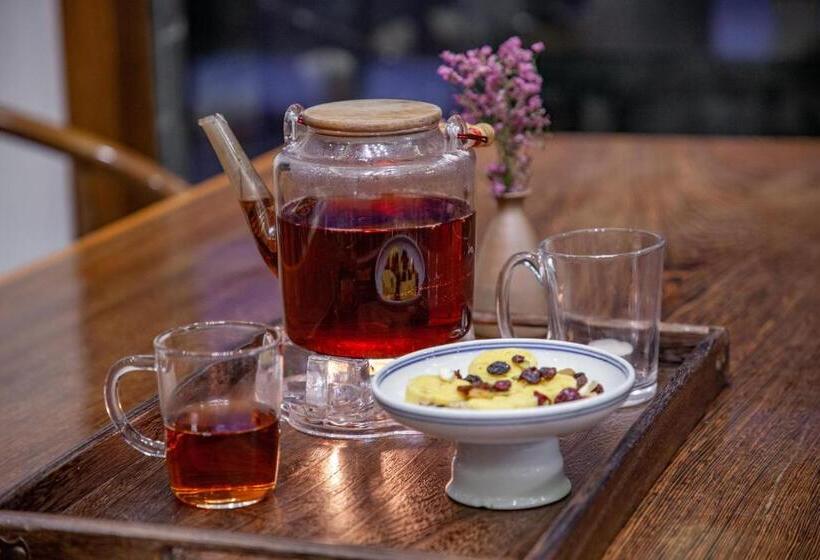 Hotel Serene Vale Inn Guilin Free One Way Pick Up Service To High Speed Railway Station For 2 Nights