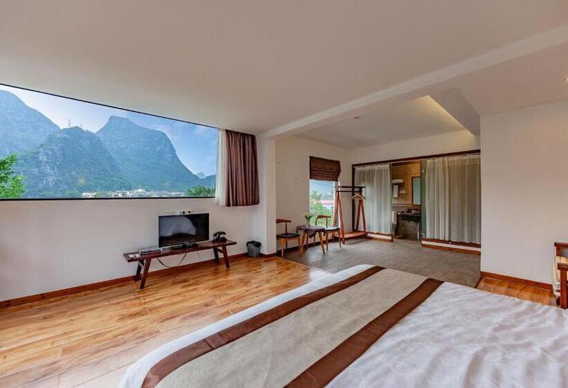 Hotel Serene Vale Inn Guilin Free One Way Pick Up Service To High Speed Railway Station For 2 Nights