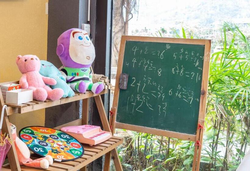 Hotel Serene Vale Inn Guilin Free One Way Pick Up Service To High Speed Railway Station For 2 Nights