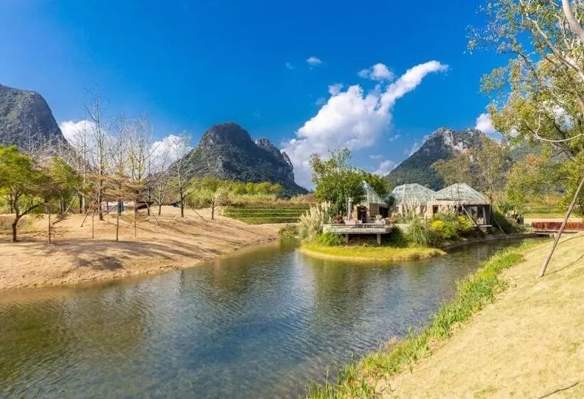 Guilin Qingshanshe Hotel  Free Pick Up Train Station Stay Two Nights