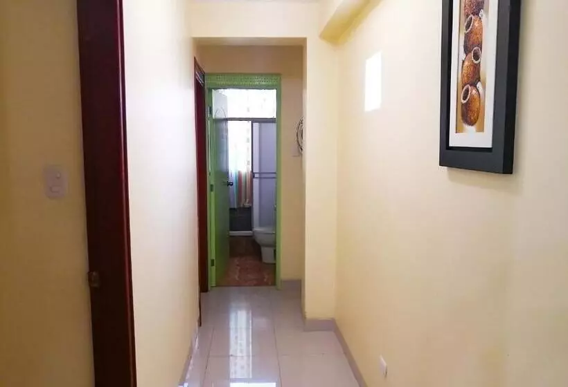 هتل Residencial Los Tres Pinos