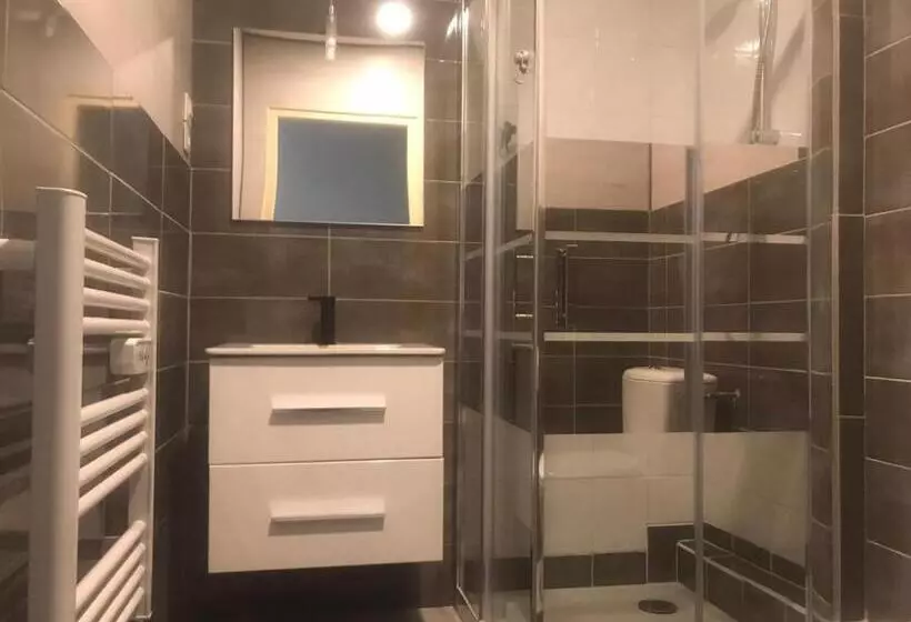 ホテル La Villa De L Embusade Guesthouse