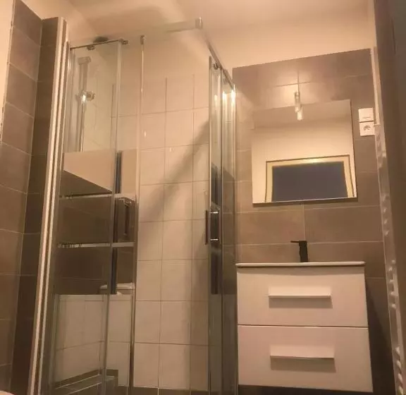ホテル La Villa De L Embusade Guesthouse