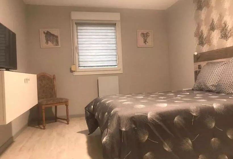 ホテル La Villa De L Embusade Guesthouse