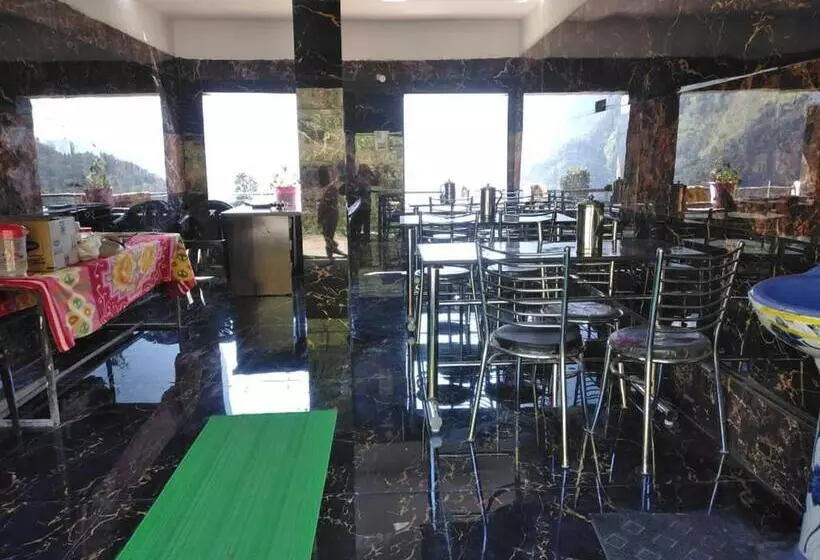 ホテル Shri Narayan Tourist Lodge & Chandica