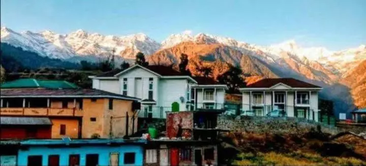 ホテル Shri Narayan Tourist Lodge & Chandica