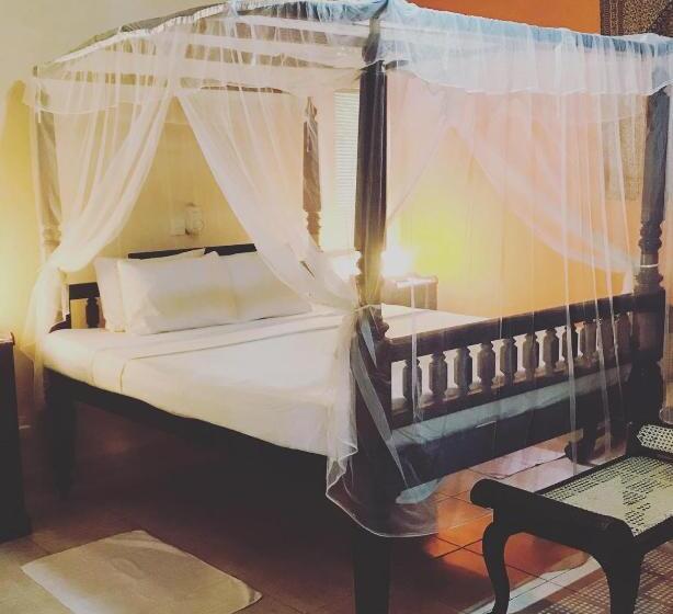 Отель Swarnapaya Résidence