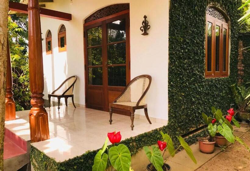 Отель Swarnapaya Résidence