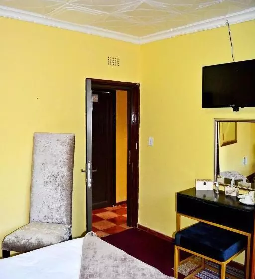 Mau Bed And Breakfast