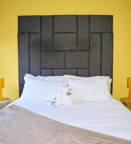 Mau Bed And Breakfast