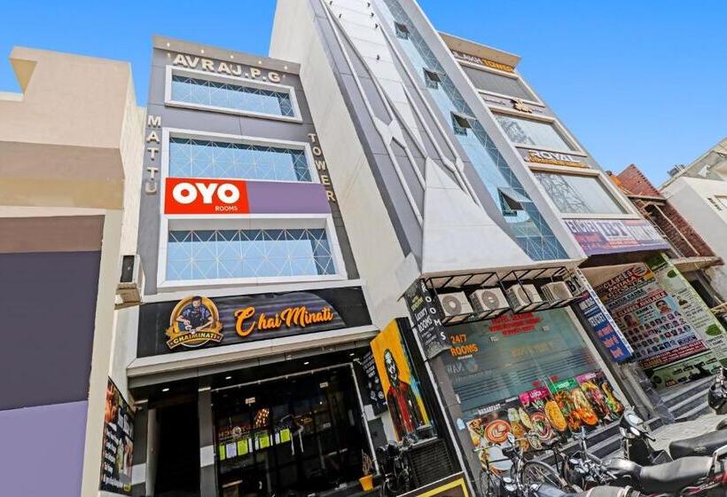 Oyo Flagship Hotel Royal Inn