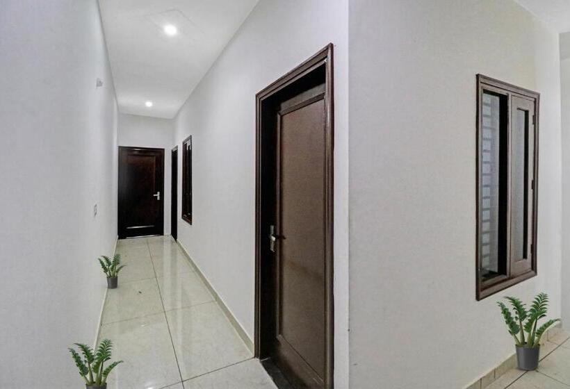 Oyo Flagship Hotel Royal Inn