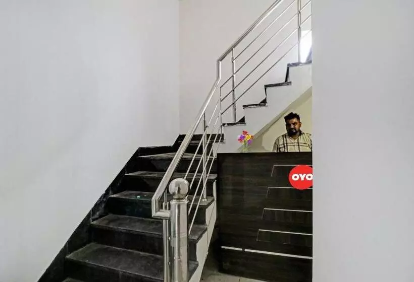 Oyo Flagship Hotel Royal Inn