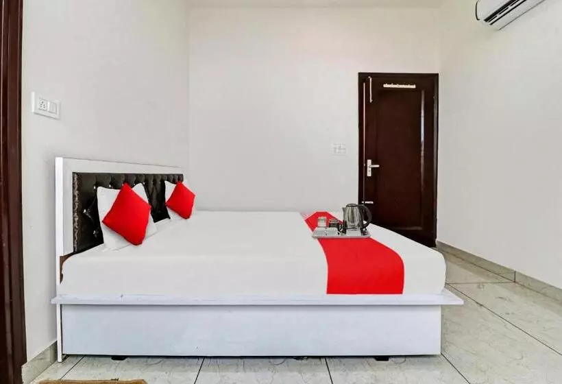 Oyo Flagship Hotel Royal Inn