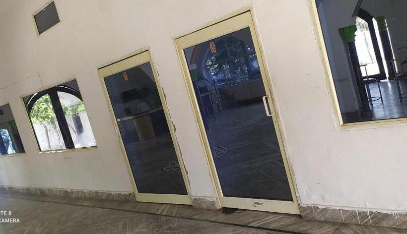 Oyo Hotel Mavi Palace