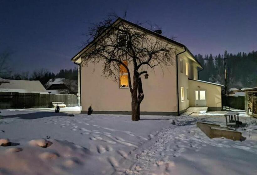 Pensiune еко садиба сова бубу