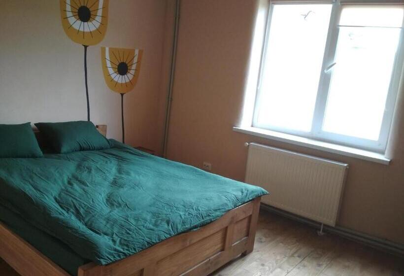 Pensiune еко садиба сова бубу